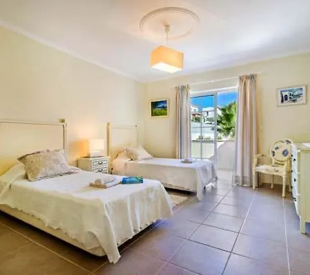 Vale Do Garrao Sleeps 8 With Pool And Air Con *