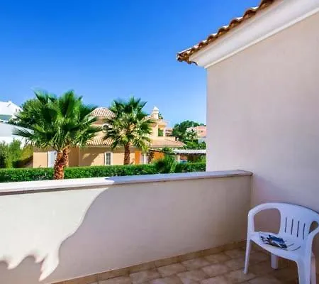 Vale Do Garrao Sleeps 8 With Pool And Air Con * Quinta do Lago
