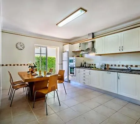 Vale Do Garrao Sleeps 8 With Pool And Air Con Villa