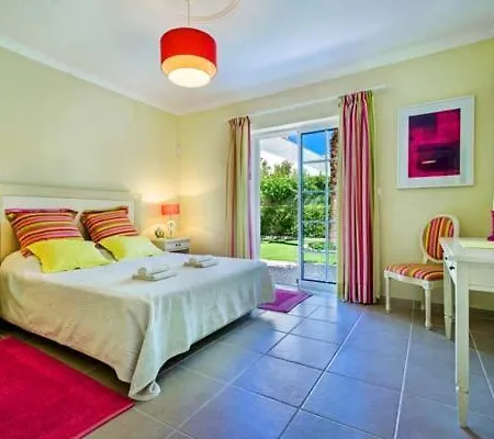 Vale Do Garrao Sleeps 8 With Pool And Air Con * Quinta do Lago