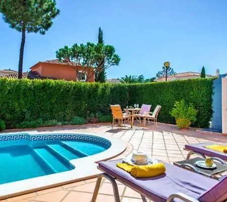 Vale Do Garrao Sleeps 8 With Pool And Air Con Vila *