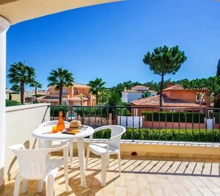 Vale Do Garrao Sleeps 8 With Pool And Air Con Villa Quinta do Lago
